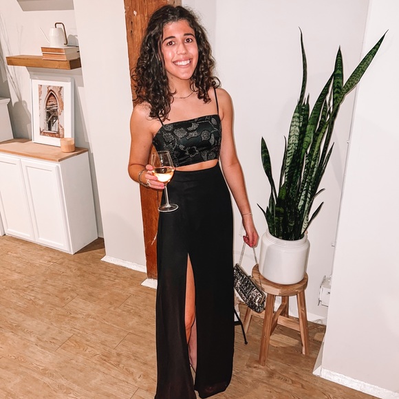 Lulu’s XS Black Sequin Cutout Slit Gown - Picture 5 of 10